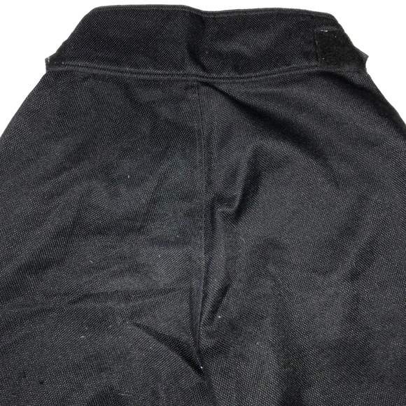 Inversion Snowboard Clothing. - Picture 5 of 6